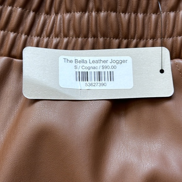 RD Style Bella Leather Jogger - Picture 3 of 7
